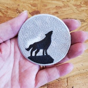 Wolf - Wolves - Full Moon - Howling Wolf - Crafts - Embroidered Iron On Patch - Right