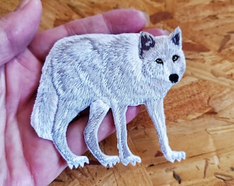 Arctic Wolf - White - Snow Wolf - Fully embroidered Iron On Patch - Crafts