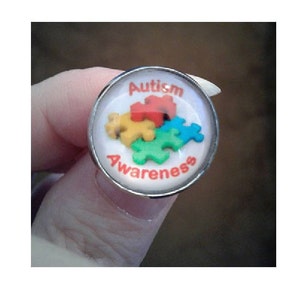 Autism Awareness - Asperger's Syndrome - April - Pin Brooch - Glass Dome - C