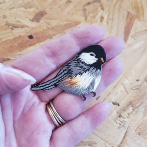 Chickadee - Black Capped - Bird - Fully Embroidered Iron On Patch - Right - Crafts