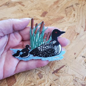 Bird - Loon W/Chicks - Divers - Duck - Embroidered Iron On Applique Patch