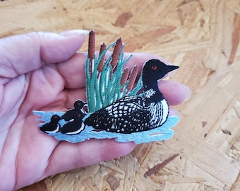 Bird - Loon W/Chicks - Divers - Duck - Embroidered Iron On Applique Patch