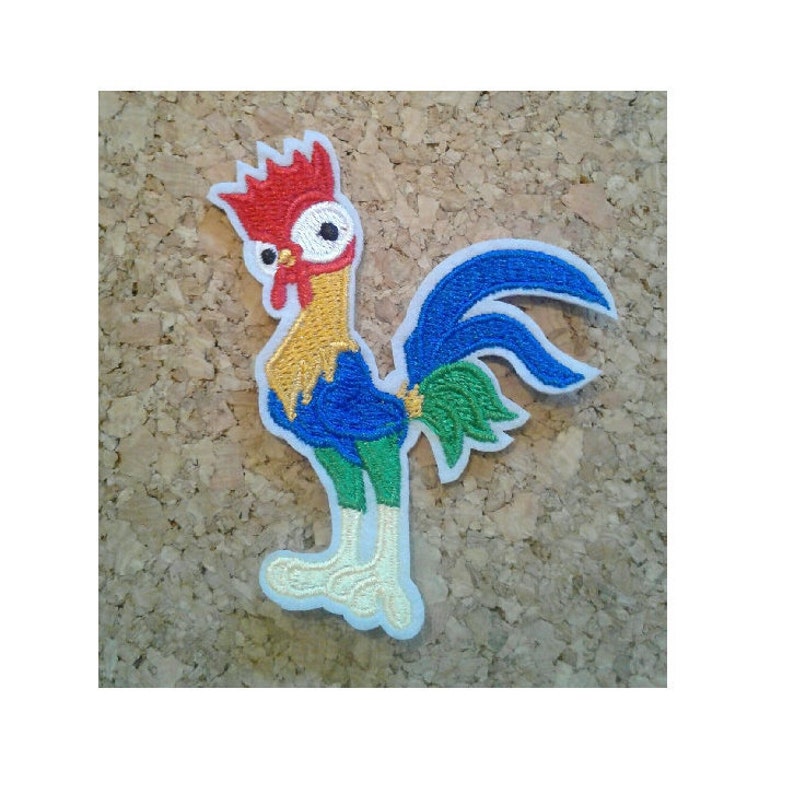 3 1//4/"H Chicken R Farm Animal Embroidered Iron On Patch Rooster