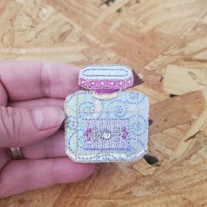 Cosmetic Collection - Perfume Bottle - Embroidered Iron On Applique Patch - LV - Crafts - Fashion
