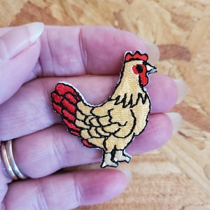 Chicken - Farm Animal - Bird - Fowl - Embroidered Light Tan Iron On Patch - Crafts