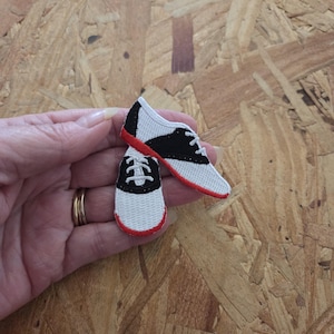 Saddle Shoe - Sock hop - 50's - Rock N Roll - Retro - Embroidered Iron On Patch - Crafts