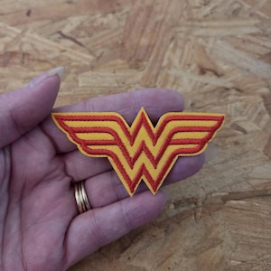 Wonder Woman - Warrior - Comics - Fantasy- Logo - Iron On Patch