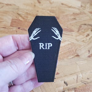 Coffin - Casket - Skeleton - Halloween - Gothic - Grave - RIP - Embroidered Iron On Patch - A