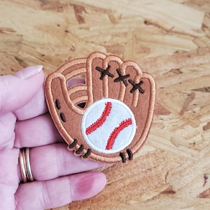 Baseball - Little League - Glove/Ball - Sports - Coach - Crafts - TShirt Logo - Iron On Patch
