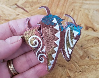 Chili Peppers - Southwest Design - Mexican - Embroidered Iron On Patch - Kitchen - Crafts