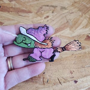 Halloween - Witch - Hag - Embroidered Iron On Applique Patch - Crafts