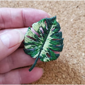 House Plant  - Monstera Leaf - House Plant - Split-Leaf Philodendron - Embroidered Iron On Patch - 2&quot;H - Crafts