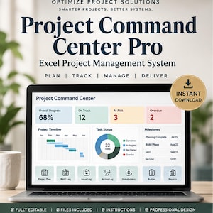 Op de afbeelding: Een laptopscherm toont het Excel-projectmanagementsysteem Project Command Center Pro. Het dashboard bevat een voortgangspercentage, een cirkeldiagram voor taakstatus, een projecttijdlijn en een mijlpalenlijst. Een gouden icoon voor directe download is zichtbaar.