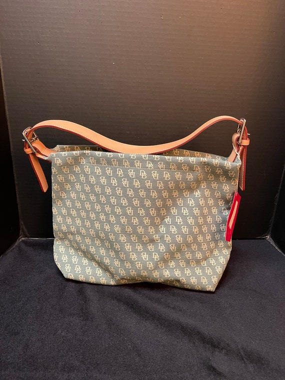 Authentic Dooney & Bourke shoulder bag NWT