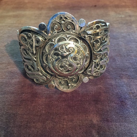 Arabic Calligraphy Silver hinged cuff bracelet - image 9