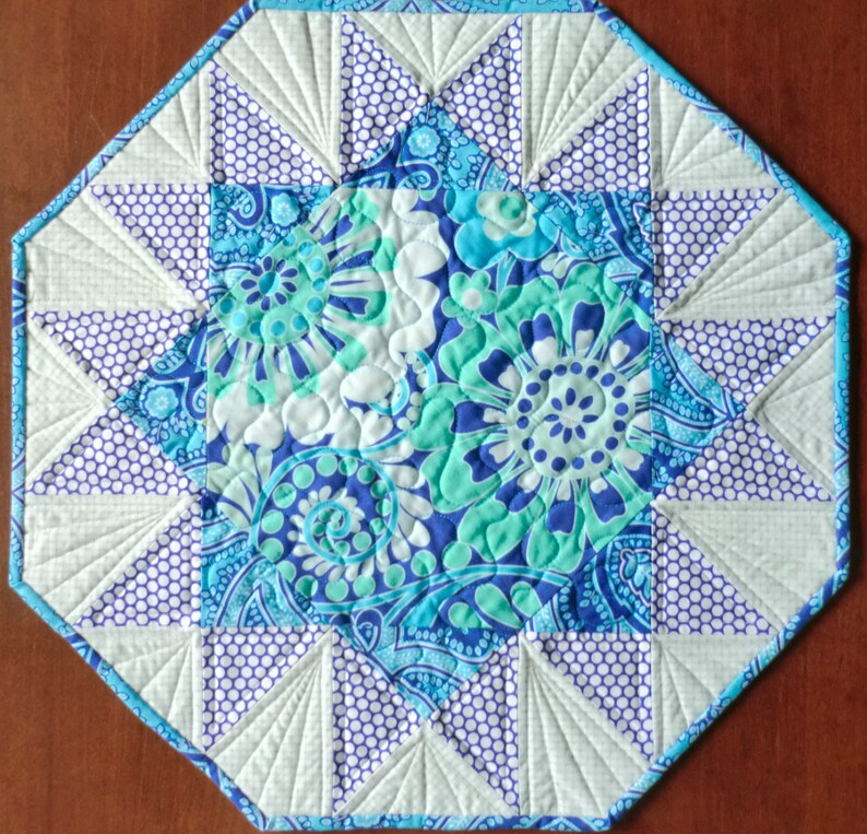 Sunburst Easy Table Topper pattern. Etsy