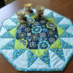 Sunburst Easy Table Topper pattern.