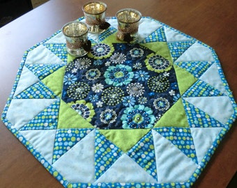 Sunburst Easy Table Topper pattern.
