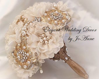 Vintage Hollywood Glam BROOCH BOUQUET, Gatsby Style Bouquet,GOLD Brooch Bouquet, Gold Jeweled Wedding Bouquet, Deposit Only