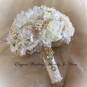 HYDRANGEA Bouquet, Silk aflower JEWELED Bouquet, Custom Silk Flower Wedding Bouquet, Mixed Flower Bouquet, ROMANTIC Bouquet, 3 sizes