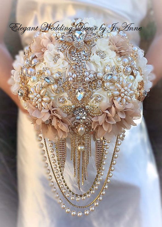 Gold and Ivory Brooch Bouquet, Gatsby Style Brooch Bouquet, Vintage Brooch  Bouquet, Ivory Champagne and Gold Jeweled Bouquet 