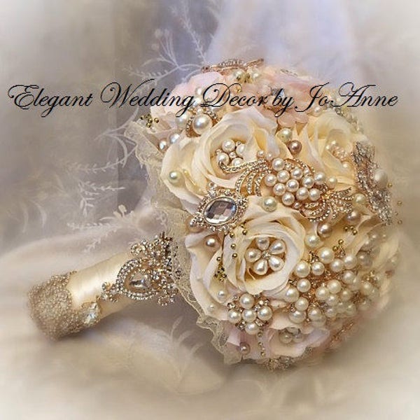 Vintage Bridal Brooch Bouquet, Cream Ivory Wedding Bouquet, Gold Jeweled Bouquet, Brooch Bouquet, Unique Bouquet, Silk Flower Bouquet