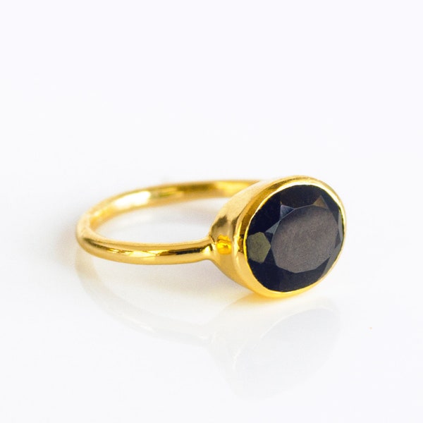 Black Onyx Ring, Gemstone Ring, trendy rings, Stacking Ring, Gold Ring, Oval Ring, bezel Ring, Birthstone ring, birthstone gift for women