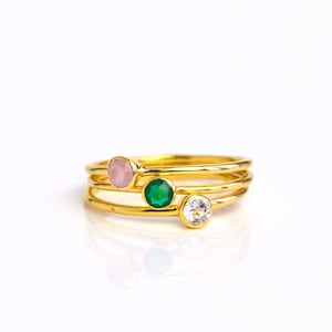 Mother&#39;s Ring with Birthstones • Stackable Dainty Gemstone Rings • Valentines Day Gift • Mother of 1, 2, 3, 4, 5 6 Birthstone Ring Set [MNB]