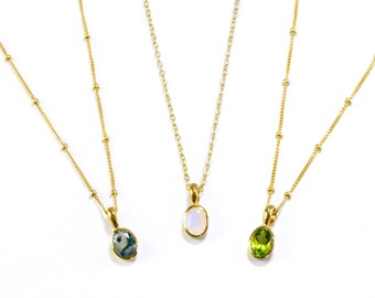 Collier Ras Du Cou Péridot Ovale - Argenté, Pierre Synthétique, 18 Pouces, Fait Main
