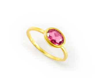 Petite bague à empiler en quartz et rubis • Argent sterling ou or vermeil 18 carats • Cadeau de Noël pour maman • Bague bijoux avec pierre de naissance de juillet pour femme