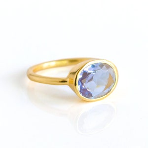 Oval Alexandrite Quartz Ring, Light Purple Gemstone Oval Ring for June Birthday Gift for Her, June Birthstone, Pale Purple Solitaire Ring