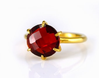 Garnet Ring, Round Ring, January Birthstone Ring, Gemstone Ring, Stacking Ring, Gold Ring, prong ring, Garnet jewelry, stackable rings
