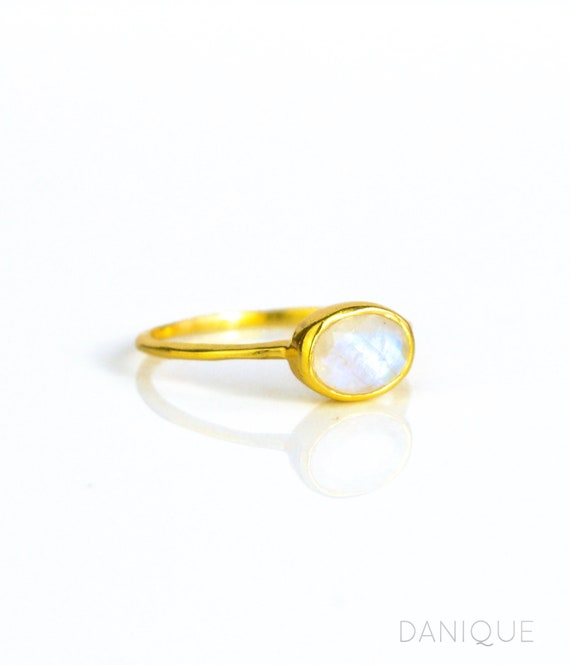 Sterling Silver Rainbow Moonstone Stackable Bezel Oval Ring Sterling Silver Rainbow Moonstone Stackable Bezel Oval Ring