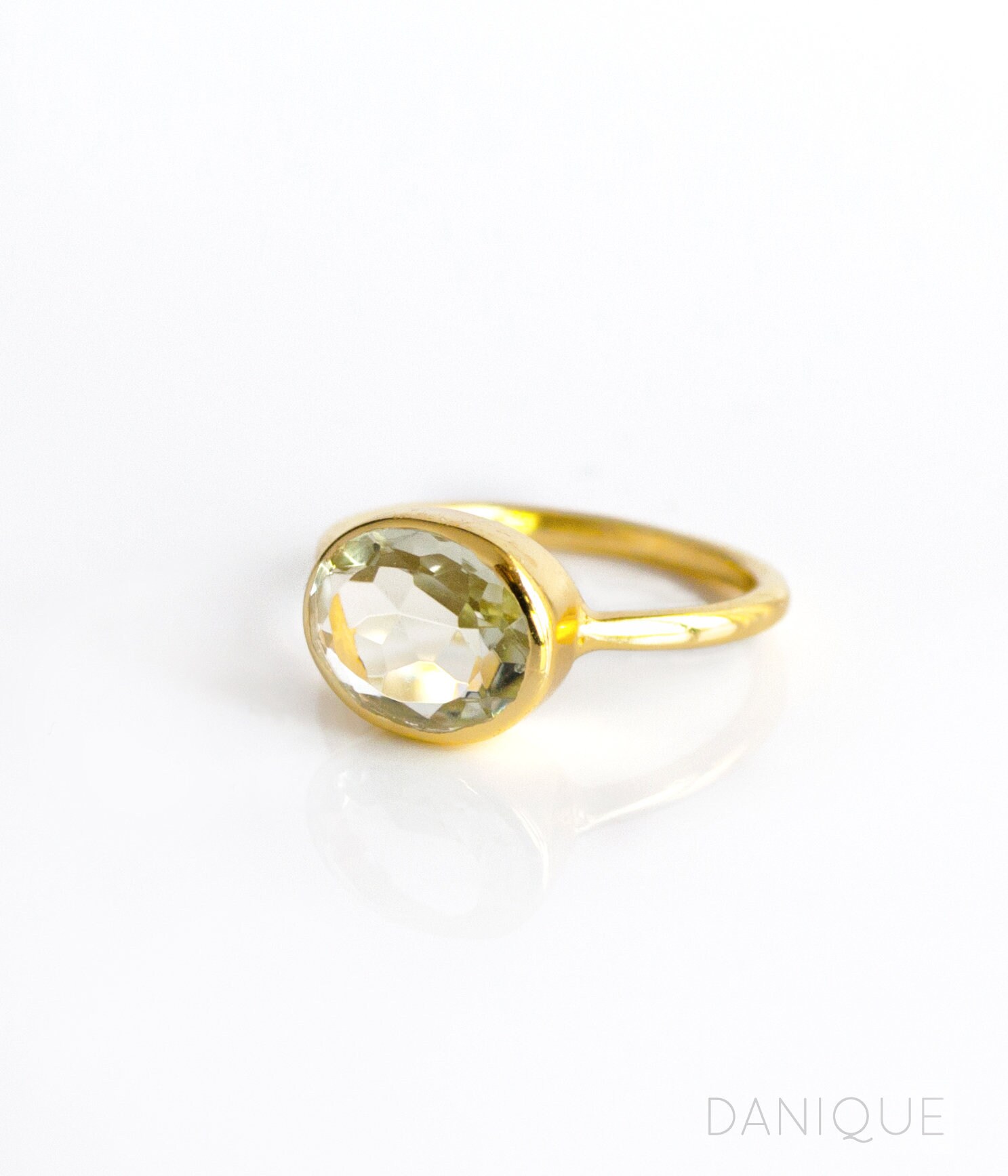 Lisa eldridge shop rings