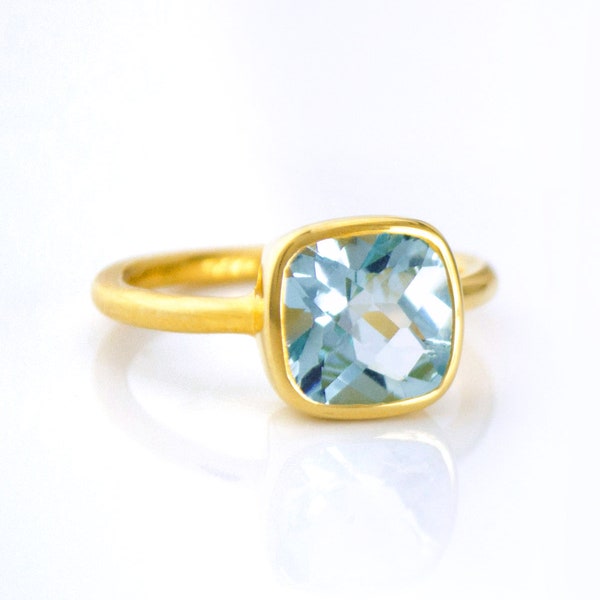 Gold Blauquarz Ring - Edelstein Ring - Blautopas Ring - Stapelring - Dezember Geburtsstein Ring - Gefasster Ring