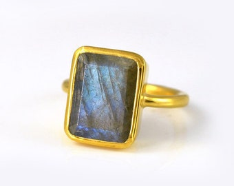 Labradorite ring, Large rectangle ring, Faceted natural blue Labradorite ring Vermeil Gold sterling silver ring bezel set ring stacking ring