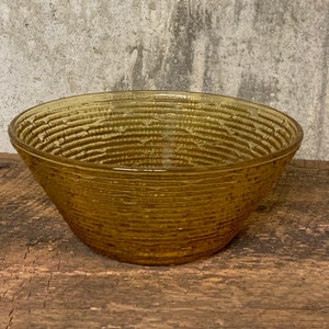 Vintage Soreno Bowl, Anchor Hocking Glass, Gold Salad Bowl, Retro Dinnerware, Mid Century Dining, Gold Soreno Bowl, 8 Inch Soreno Bowl