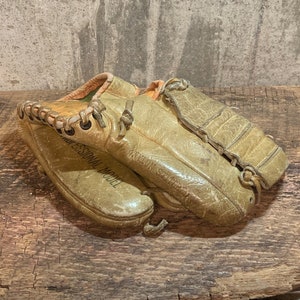 Johnny Walker No. 800 Professional Model Baseball Glove, Used Leather Baseball Glove for Crafts, Light Brown Baseball Mitt, Leather Crafts