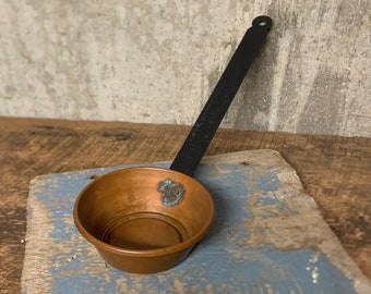 Copper Ladle, Water Dipper, Soup Ladle, Colonial Decor, Vintage Ladle, Farmhouse Kitchen, Country Kitchen, Soup Kitchen Ladle, Rustic Ladle