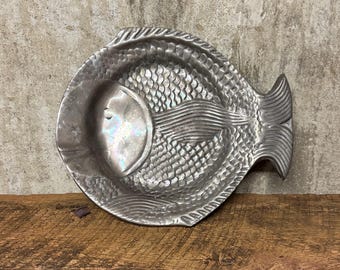 Pewter Fish Plate, Cast Fish Plate, Seafood Plate, Hors d'oeuvre Plate, Coastal Decor, Seaside Decor,  Heavy Metal Fish, Fish Wall Art