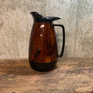 Carafe de café vintage, Carafe de fausse coquille de tortue, Carafe rétro, Pichet de boisson, Serveur de café, Barware, Serveur de boissons, Carafe liquide chaud