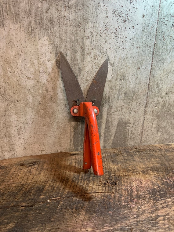 Rusty Garden Shears Rustic Shears Old Grass Clippers Vintage