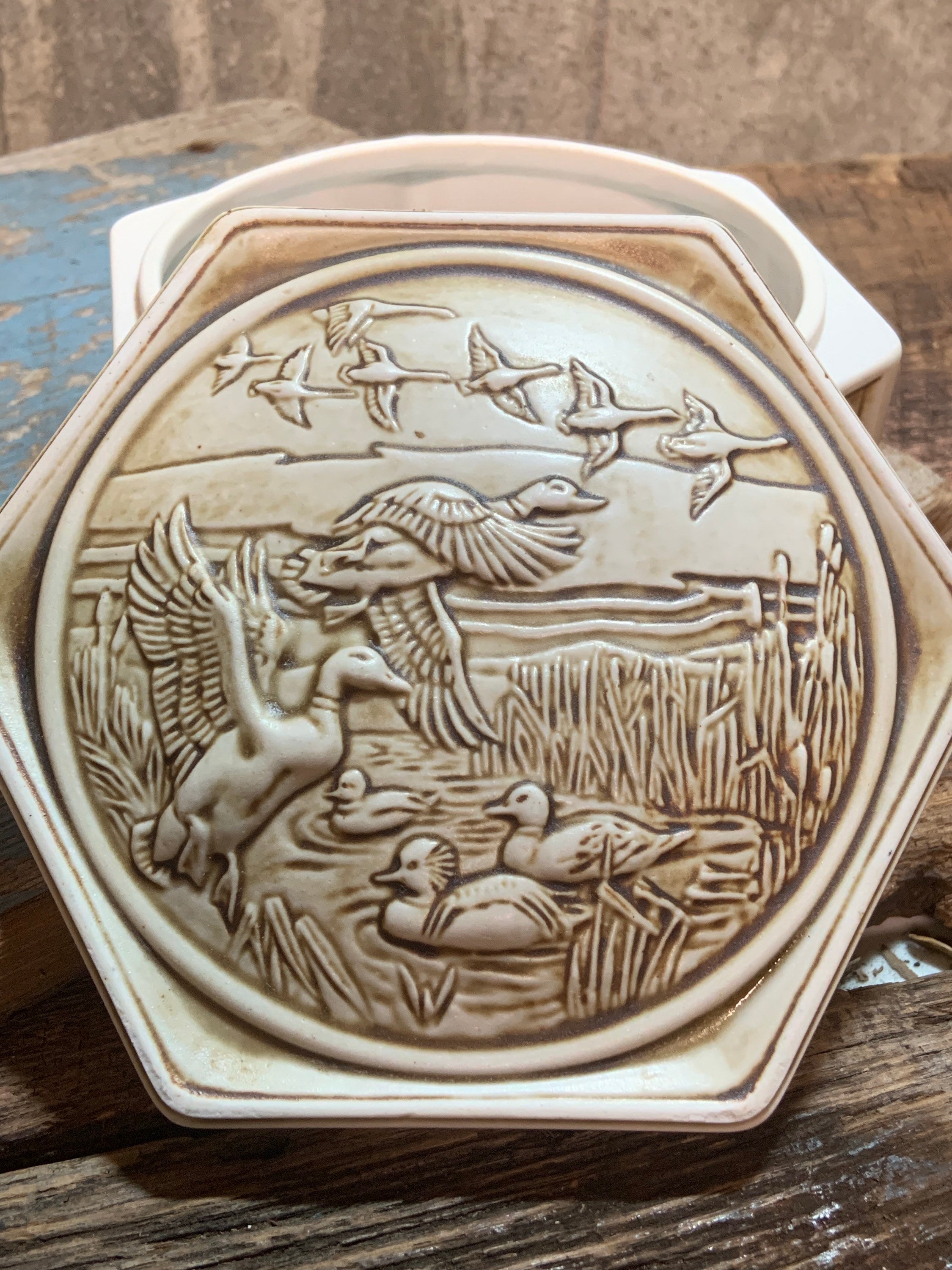【18％OFF】 Avon 1980 Brazil, in Handcrafted Avon, Vintage Container, アンティーク雑貨