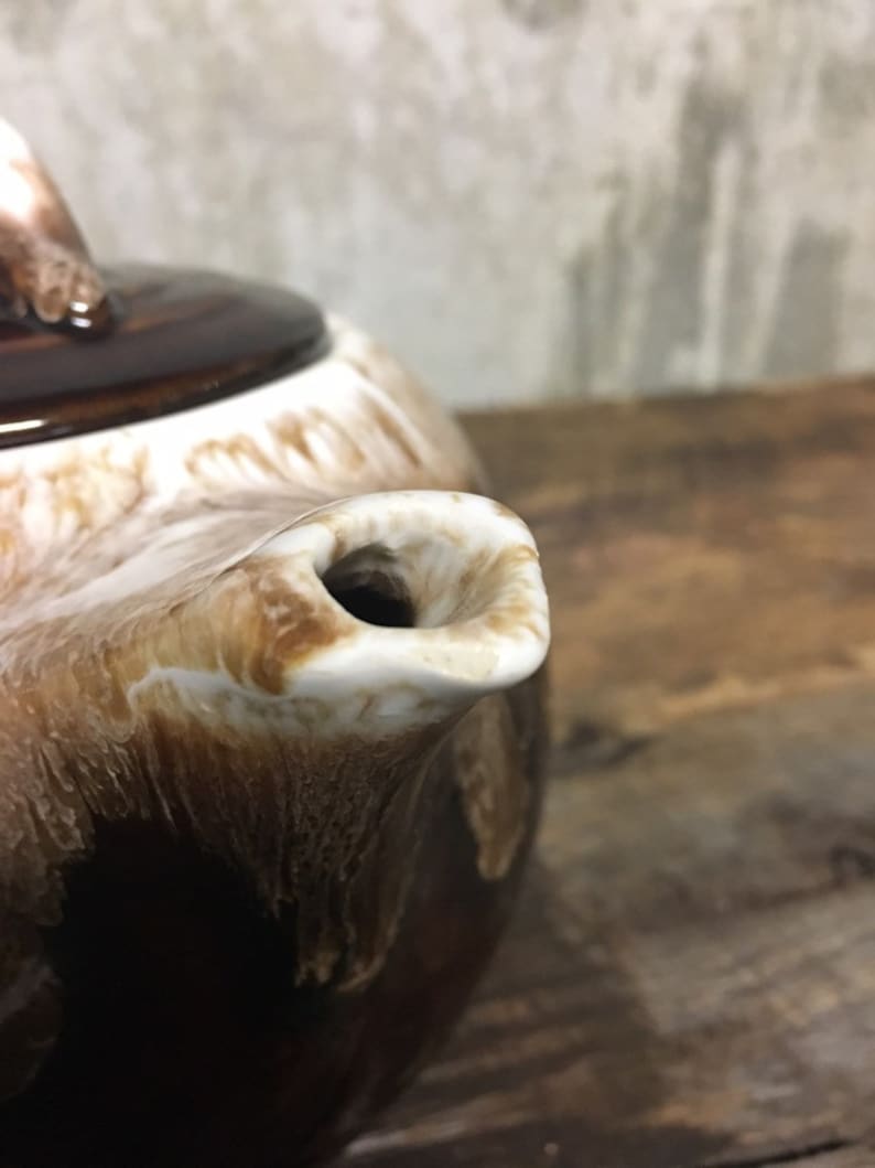 Vintage McCoy Brown Drip-tekanna, samlarkeramik, stengods från mitten av århundradet bild 10