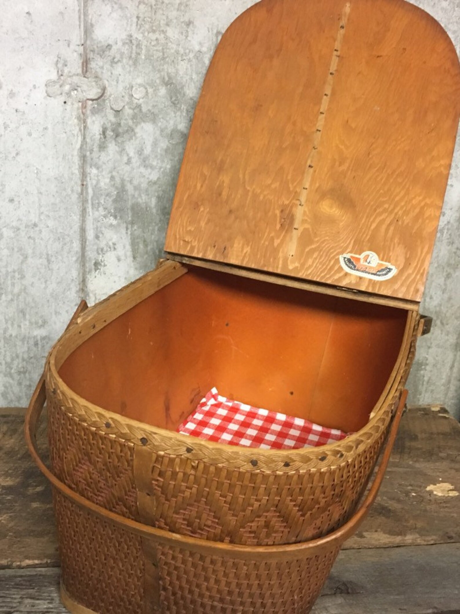 Vintage Picnic Basket Redmon Wicker Woven Basket With Lid and Etsy