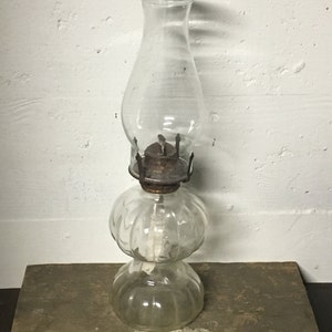 SOLUSTRE Glass Oil Lamp European Style Oil Candle Light Table Transparent Oil Night Lamp Decorative Candle Wick Oil Lamp Party Supplies Without Lamp Oil 