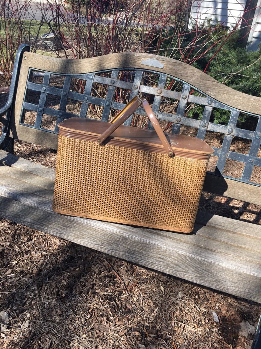Vintage Picnic Basket, Redmon Wicker Woven Basket With Lid and Handles