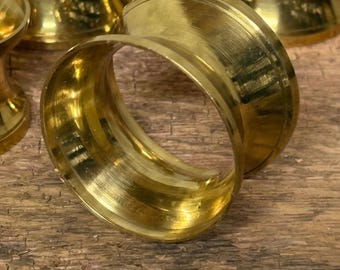 8 Brass Napkin Rings, Round Napkin Rings, Retro Dining, Formal Dining, Modern Decor, Brass Decor