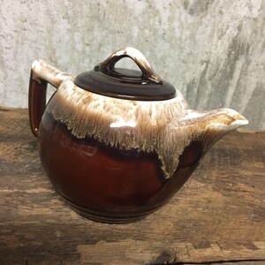 Vintage McCoy Brown Drip-tekanna, samlarkeramik, stengods från mitten av århundradet bild 4
