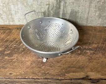 Colador de aluminio vintage, colador de cocina con diseño retro de círculos